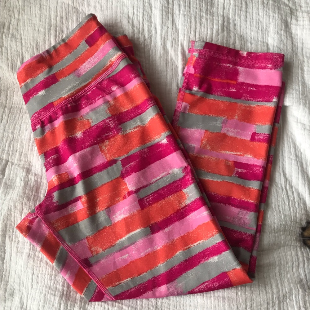 Cropped workout leggings